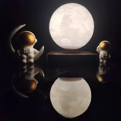 Tania Planet Magnetic Levitation Table Lamp Tania Planet Magnetic Levitation Table Lamp