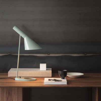 Pietro Minimalist Industrial Black/White Cool Office Desk Lamp Pietro Minimalist Industrial Black/White Cool Office Desk Lamp