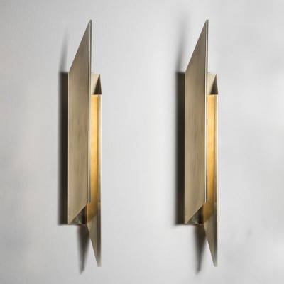 Sia Art Deco Metal Wall Sconce Sia Art Deco Metal Wall Sconce