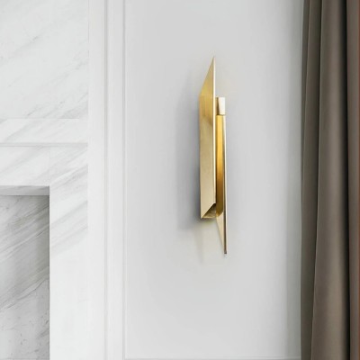 Sia Art Deco Metal Wall Sconce Sia Art Deco Metal Wall Sconce