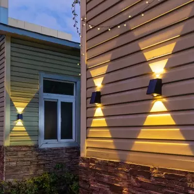 Ozuri Modern Trapezoid Solar Outdoor Wall Sconce Ozuri Modern Trapezoid Solar Outdoor Wall Sconce