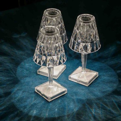 Pilar Battery Operated Lamp, Cordless Table Lamp Pilar Battery Operated Lamp, Cordless Table Lamp