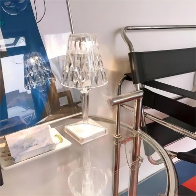 Pilar Battery Operated Lamp, Cordless Table Lamp Pilar Battery Operated Lamp, Cordless Table Lamp