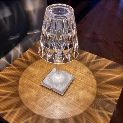 Pilar Battery Operated Lamp, Cordless Table Lamp Pilar Battery Operated Lamp, Cordless Table Lamp
