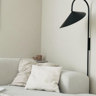 Zoya Modern Industrial Alocasia Leaf Wall Sconce Zoya Modern Industrial Alocasia Leaf Wall Sconce