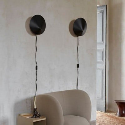 Zoya Modern Industrial Alocasia Leaf Wall Sconce Zoya Modern Industrial Alocasia Leaf Wall Sconce