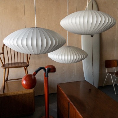 Leocadia White Saucer Nelson Bubble Pendant Light Leocadia White Saucer Nelson Bubble Pendant Light
