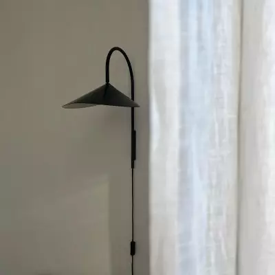 Zoya Modern Industrial Alocasia Leaf Wall Sconce Zoya Modern Industrial Alocasia Leaf Wall Sconce