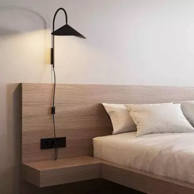 Zoya Modern Industrial Alocasia Leaf Wall Sconce Zoya Modern Industrial Alocasia Leaf Wall Sconce