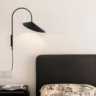 Zoya Modern Industrial Alocasia Leaf Wall Sconce Zoya Modern Industrial Alocasia Leaf Wall Sconce