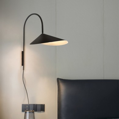 Zoya Modern Industrial Alocasia Leaf Wall Sconce