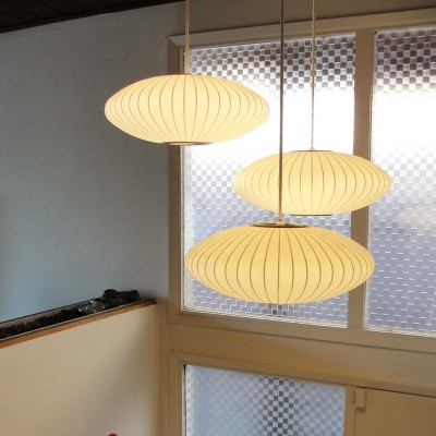Leocadia White Saucer Nelson Bubble Pendant Light Leocadia White Saucer Nelson Bubble Pendant Light