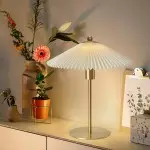 Harini Tiffany stained glass hummingbird table lamp Harini Tiffany stained glass hummingbird table lamp