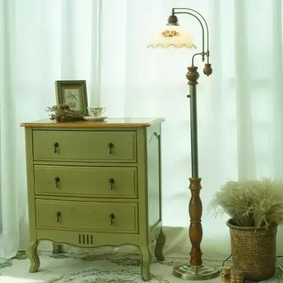 Lekha Vintage Flower Petal Floor Lamp Lekha Vintage Flower Petal Floor Lamp