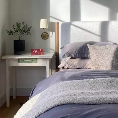 Ozwa Frosted Antique Brass Wall Sconce with Linen Shade Ozwa Frosted Antique Brass Wall Sconce with Linen Shade