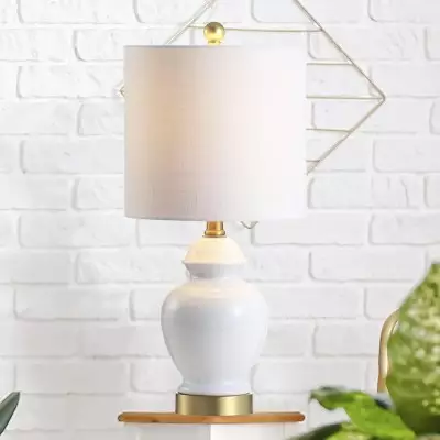 Fainne French Country Classic White Ceramic Table Lamp Fainne French Country Classic White Ceramic Table Lamp