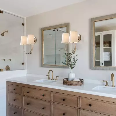 Ozera 2 Light Sconce