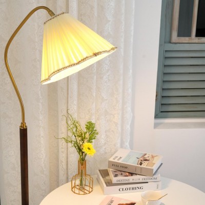 Xalon Wooden Cloth Pleated Shade Floor Lamp Xalon Wooden Cloth Pleated Shade Floor Lamp