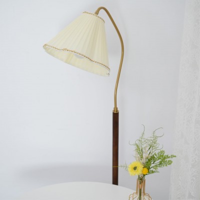 Xalon Wooden Cloth Pleated Shade Floor Lamp