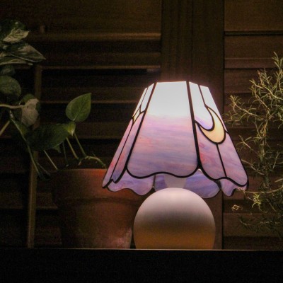 Eirwen Mini Tiffany Moon Bedside Lamp Eirwen Mini Tiffany Moon Bedside Lamp