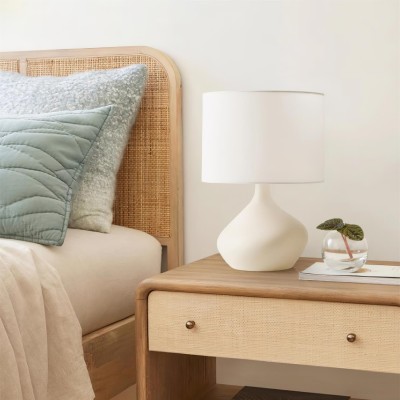 Daphne Vintage Ceramic Linen Shade Table Lamp Daphne Vintage Ceramic Linen Shade Table Lamp