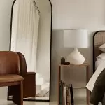 Daphne Vintage Ceramic Linen Shade Table Lamp