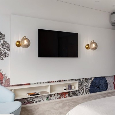Soluna Modern Ball Glass Wall Sconce Soluna Modern Ball Glass Wall Sconce
