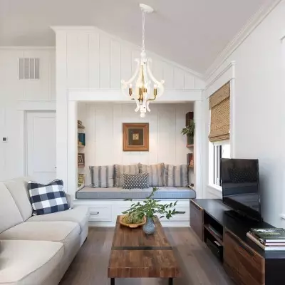 Astridina Rustic Antique Wooden French Country Chandelier