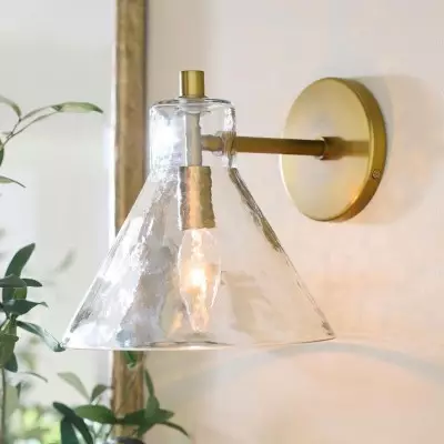Oren Farmhouse Conical Glass Wall Sconce Oren Farmhouse Conical Glass Wall Sconce