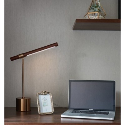 Linear Wood LED Task Light