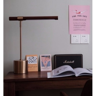 Linear Wood LED Task Light