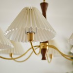 Axel Rustic Pleated Shade Wood Chandelier Axel Rustic Pleated Shade Wood Chandelier