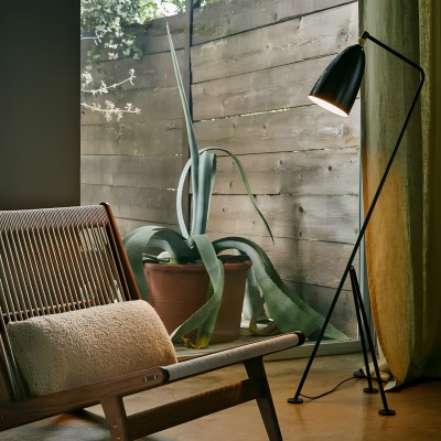 Grishma Nordic Minimalist Metal Floor Lamp Grishma Nordic Minimalist Metal Floor Lamp