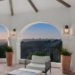 Lindsay Farmhouse Black And Brass Outdoor Lantern Wall Light