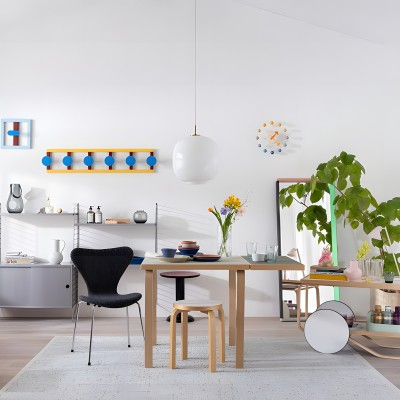 Louis Cream Stained Glass Globe Pendant Light