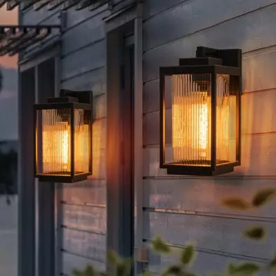 Dresser Modern Glass Lantern Outdoor Wall light Dresser Modern Glass Lantern Outdoor Wall light