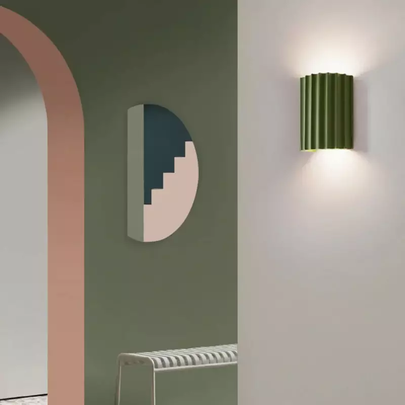 Pranavi Modern Bundle Ribbed Fluted Resin Wall Sconce