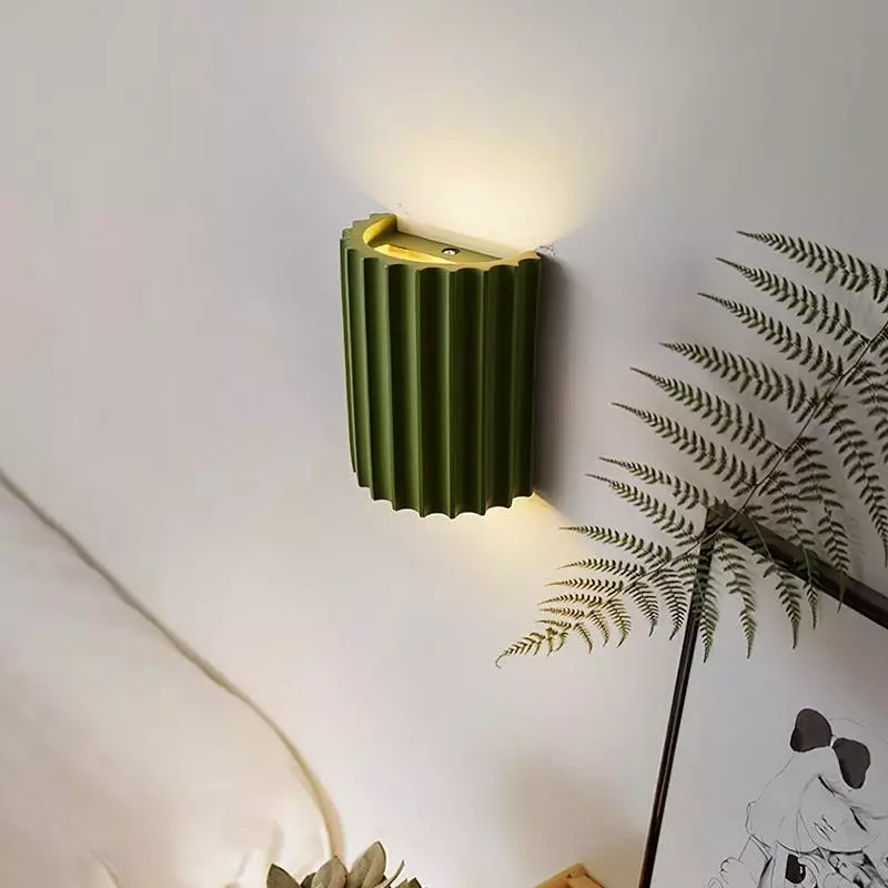 Pranavi Modern Bundle Ribbed Fluted Resin Wall Sconce