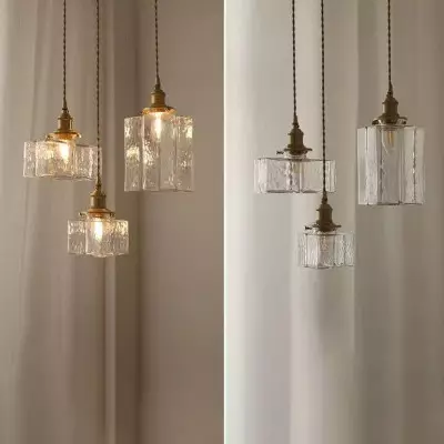 Faelthorin Farmhouse Brass Hammered Square Glass Pendant Lamp