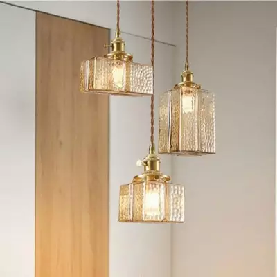 Faelthorin Farmhouse Brass Hammered Square Glass Pendant Lamp