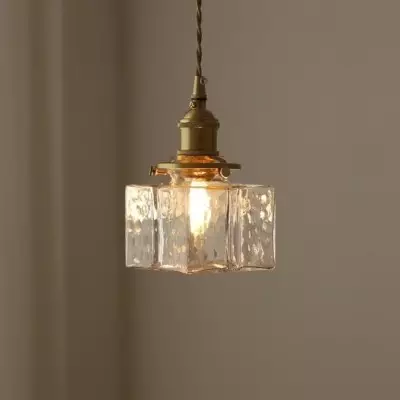 Faelthorin Farmhouse Brass Hammered Square Glass Pendant Lamp