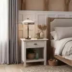 Zephira Tiffany White Glass Table Lamp