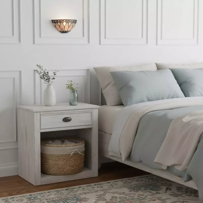 Cygnus Tiffany Stained Glass Wall Light