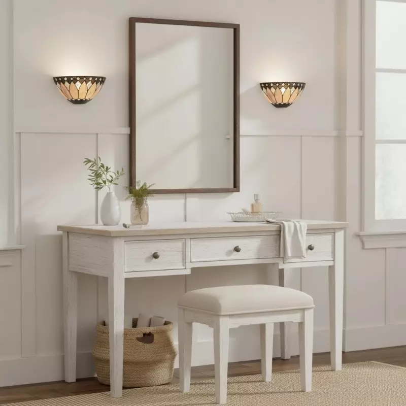 Cygnus Tiffany Stained Glass Wall Light