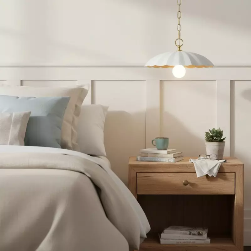 Velmara Farmhouse Metal Flower Pendant Light