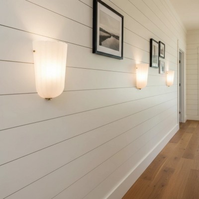 Zephyrine Modern Glass Flower Sconce