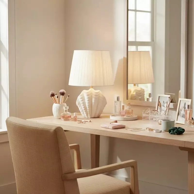 Calira Modern Ceramic Fabric Shell Table Light