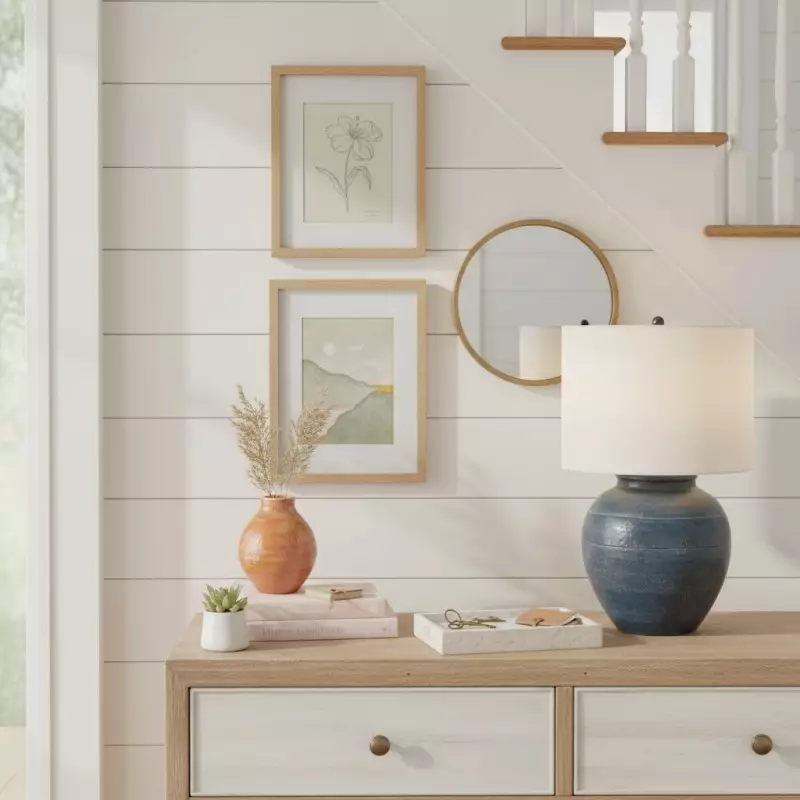 Elowyn Modern Ceramic Round Table Light