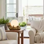 Alton Modern Polyresin Icon Table Lamp