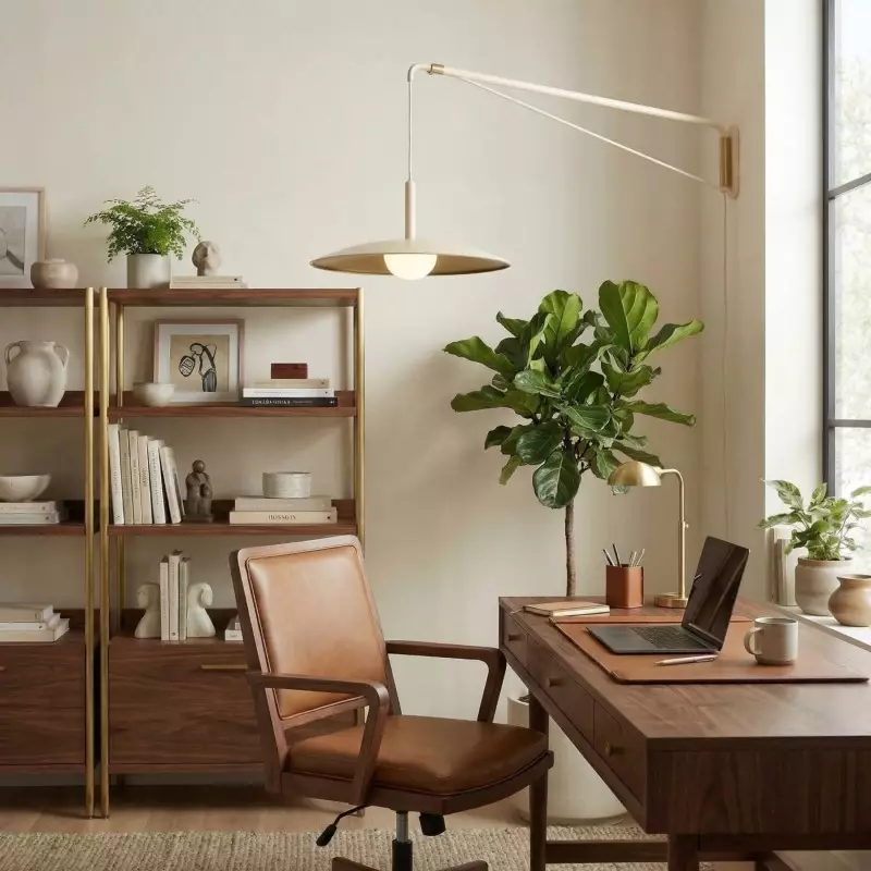 Cruz Minimalist Adjustable Plug-In Wall Sconce